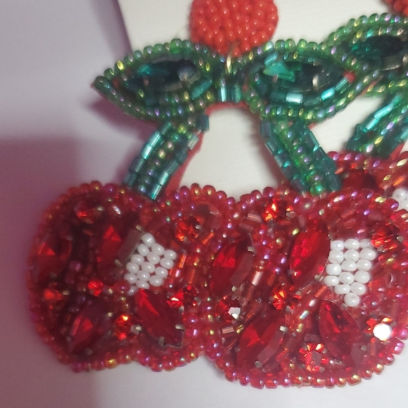 Natasha Couture Red and Green Sparkling Earrings - Picture 2 of 7